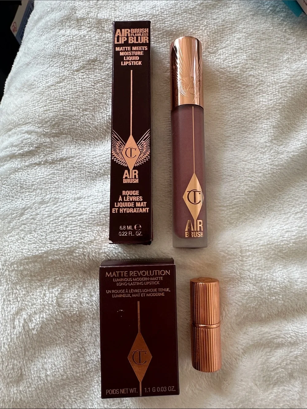 🆕 Charlotte Tilbury Lipsticks in pilllow talk